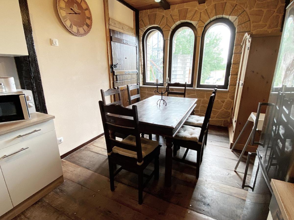 Ferienwohnung Wachstube Mit 3 Schlafraeumen Im Rittergut Leppersdorf Wachau 外观 照片